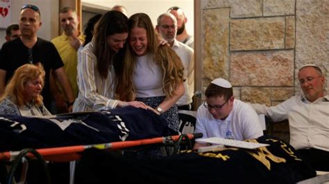 Israel afirma que los asesinos de la madre y las hijas británico-israelíes murieron tiroteados en Nablus
